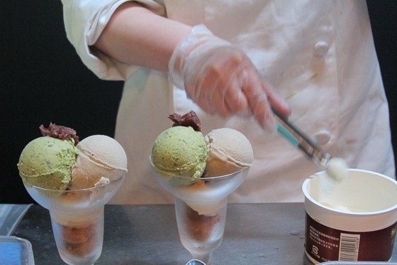 Coffee and Desserts 06