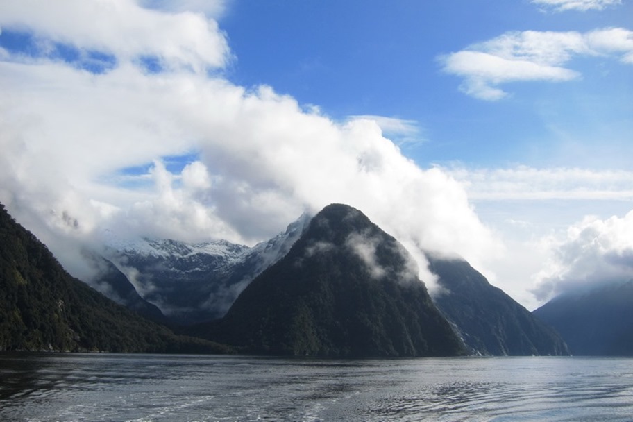 Milford Sound 24