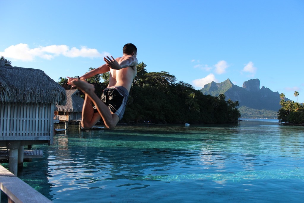 hilton-bora-bora-jump