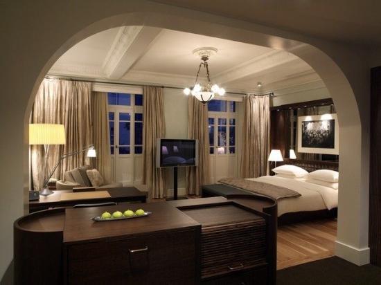 istph-p006-guestroom