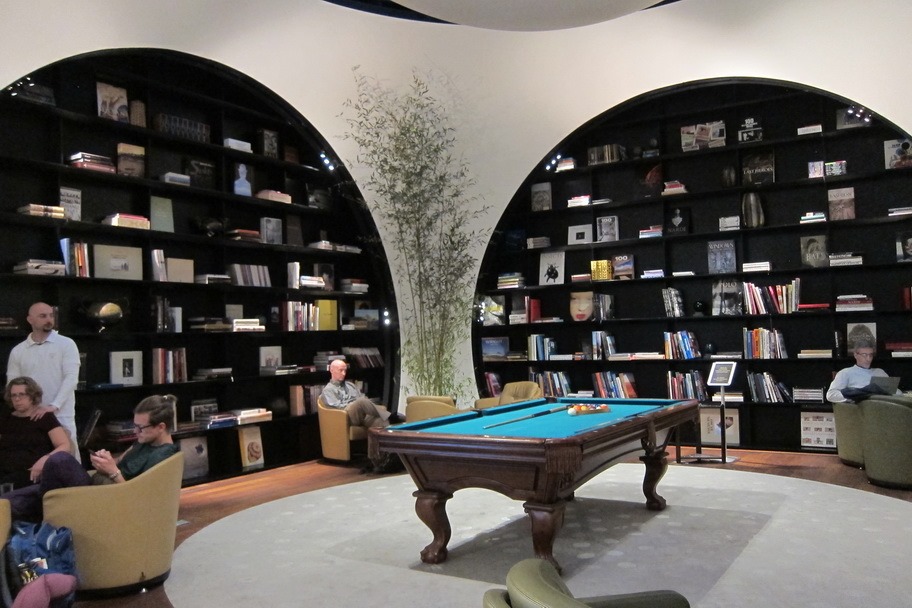 Lounge Deathmatch 006