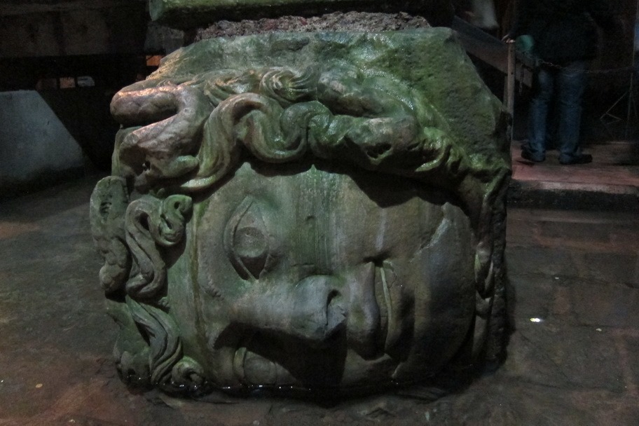 Topkapi Palace and Basilica Cistern 033